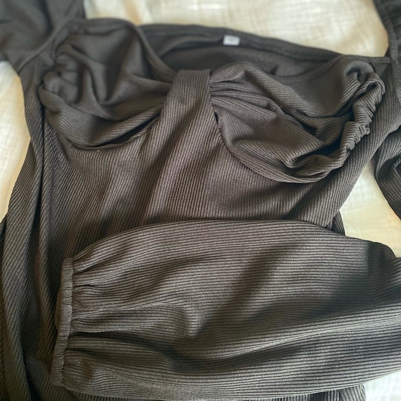 Black Sweetheart Dress with Billowy Sleeves - Small - Picture 3 of 5